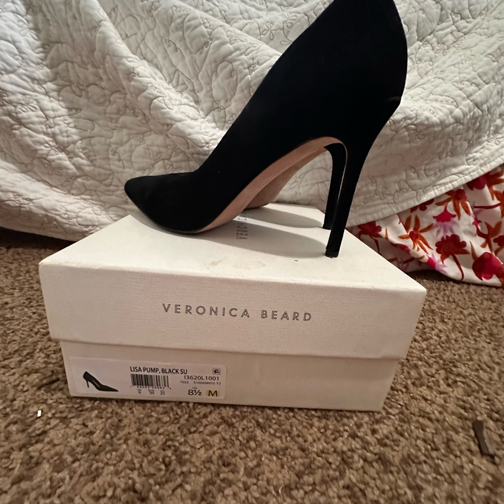 Veronica Beard Black Suede Pumps